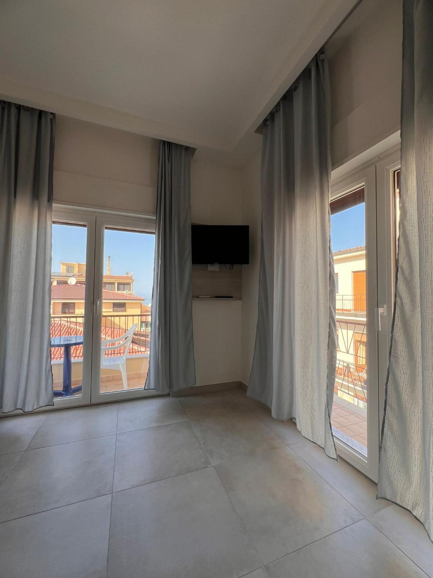Porta Sul Mare Hotell Tropea Eksteriør bilde